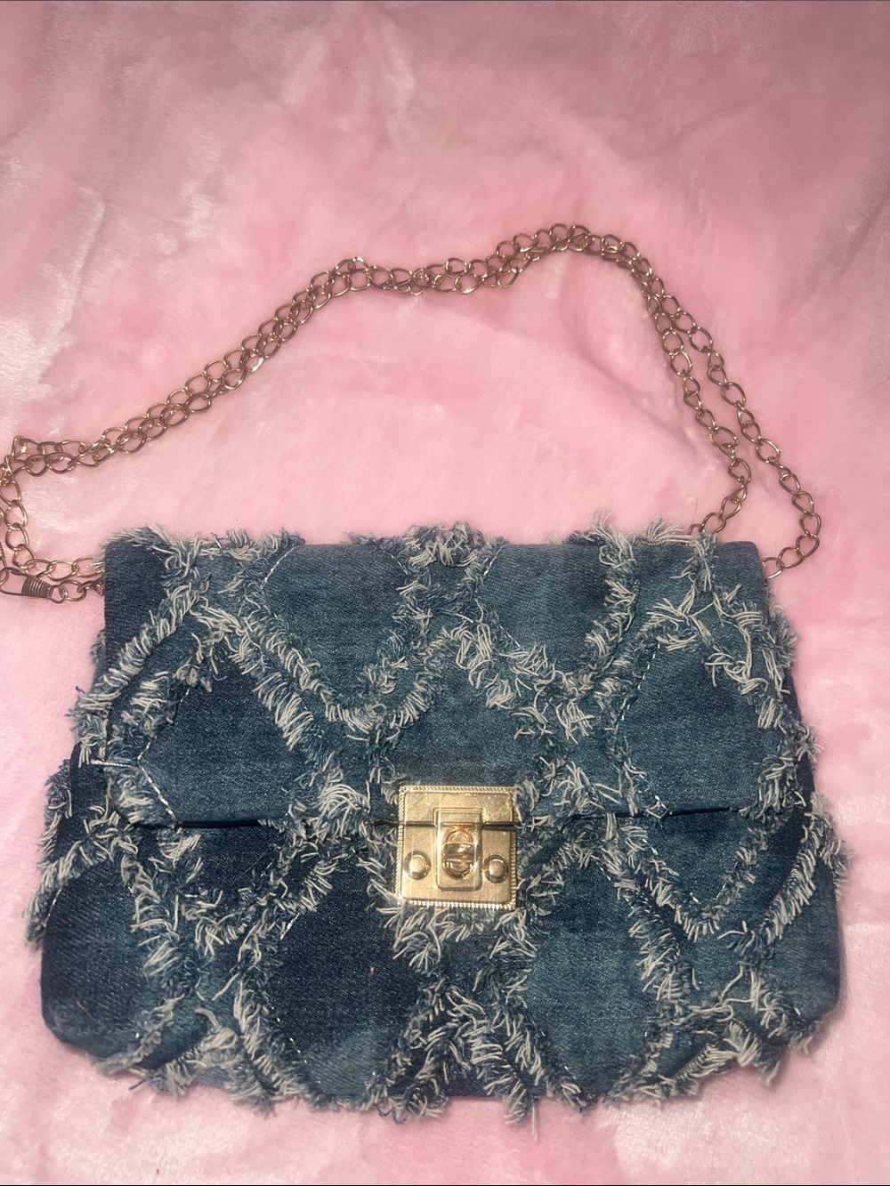 Blue denim mini bag with frayed edges and gold chain strap #denim #chain